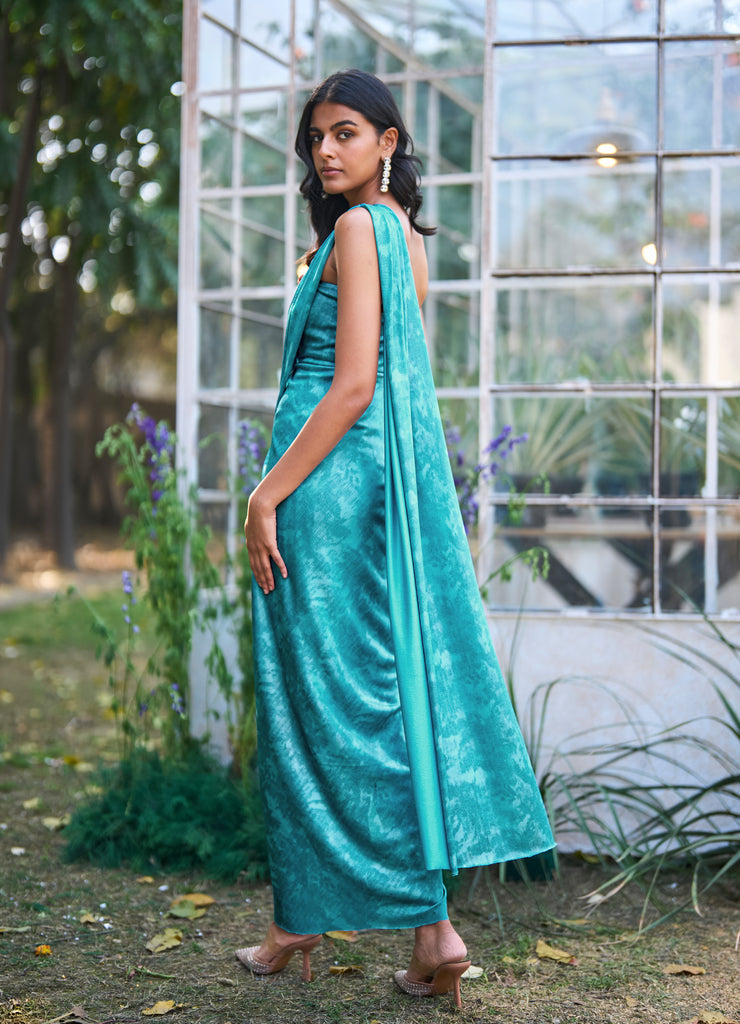 SARI DRAPE GOWN dash and dot