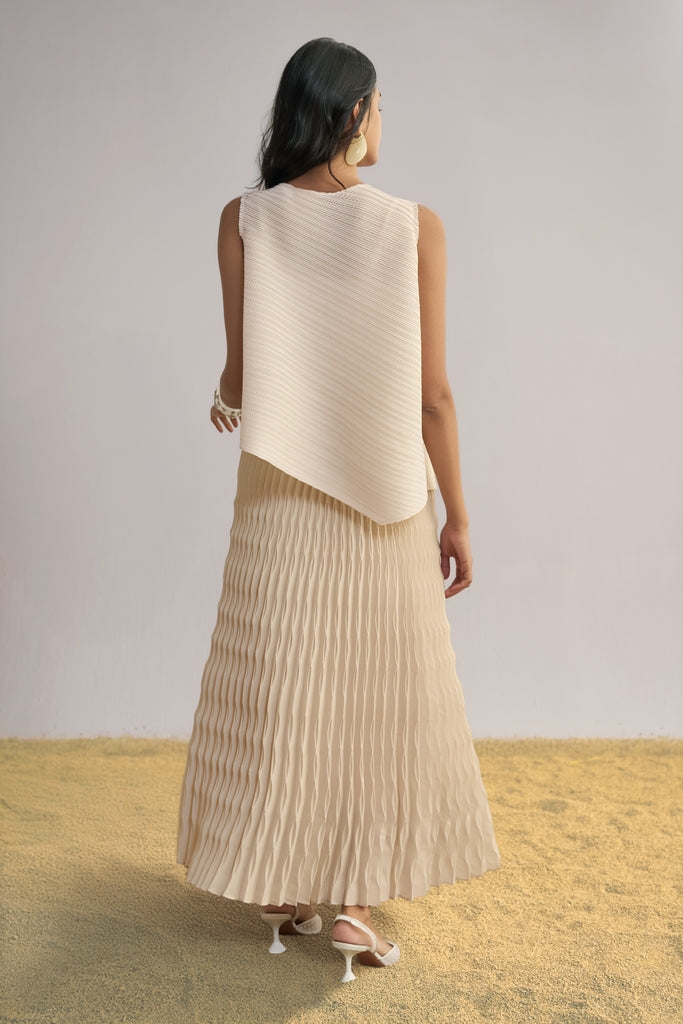 IRREGULAR PLEATED MAXI SKIRT dash and dot