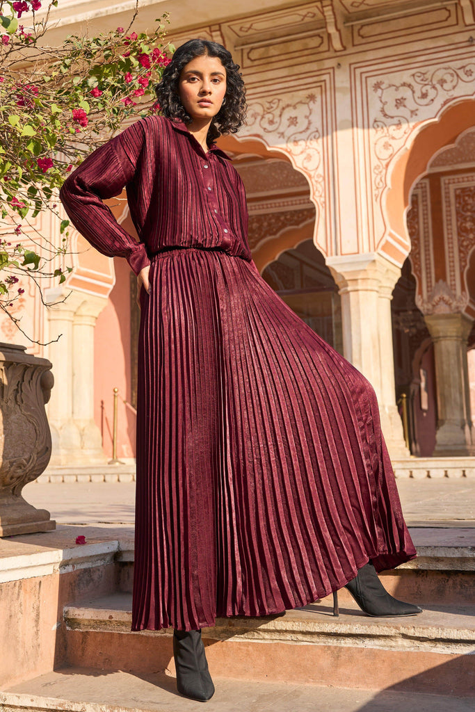 BURGUNDY PLEATED SKIRT - dash and dot dash and dot