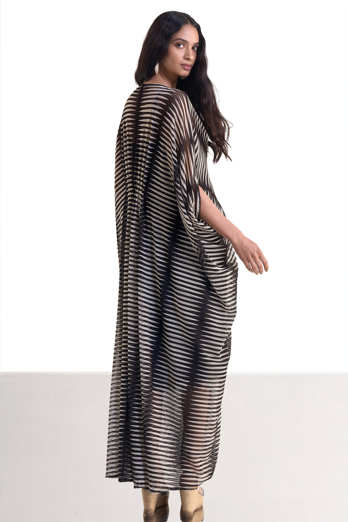MONOCHROME KNITTED KAFTAN dash and dot