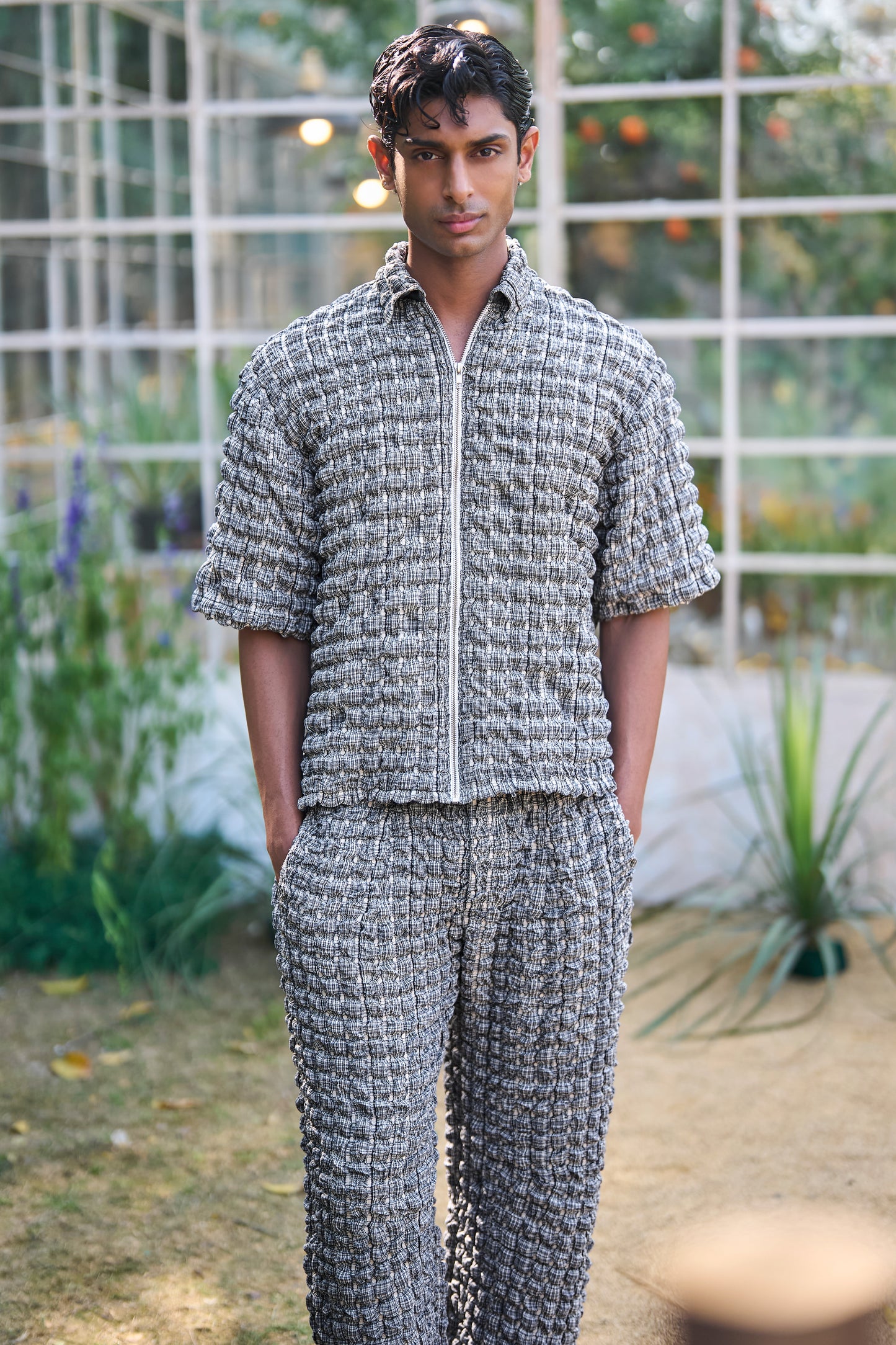 BUBBLE JACQUARD KNIT PANT