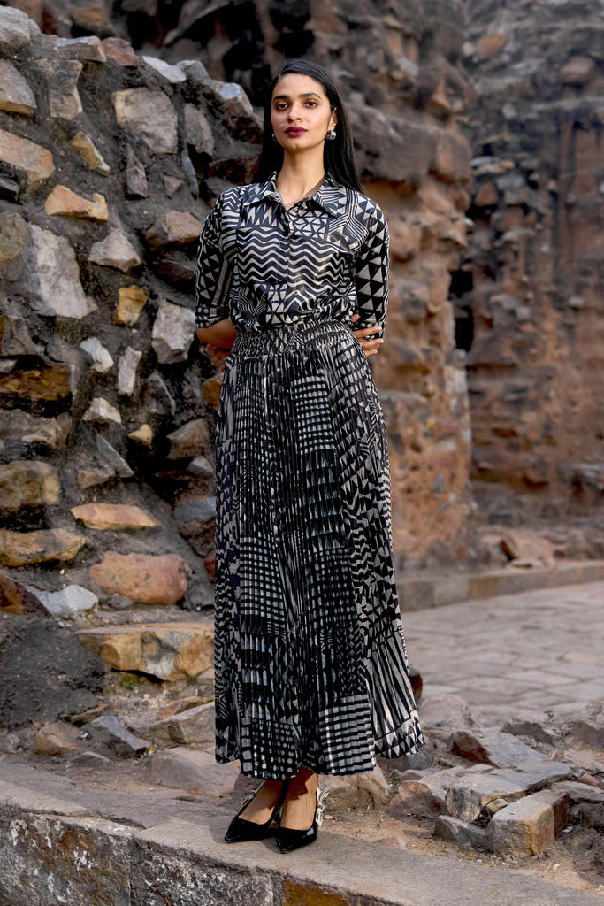 TRIBAL SHIMMER PLEATED SKIRT - dash and dot dash and dot