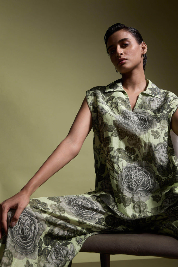 FLORAL LINEN SLEEVELESS TOP - dash and dot dash and dot