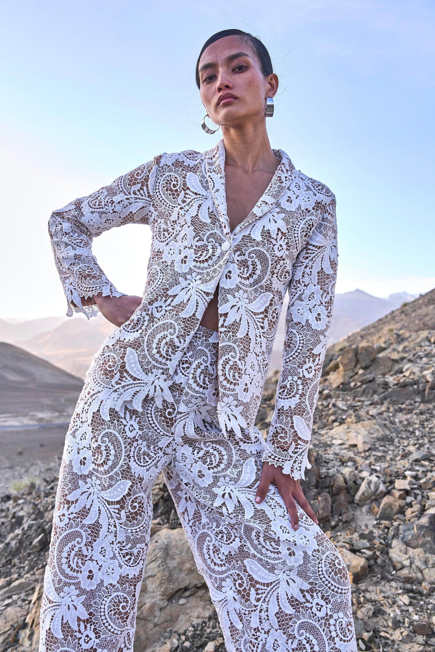 SCALLOPED LACE PANT - dash and dot