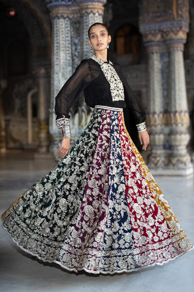 METALLIC THREAD EMBROIDERED FLARED SKIRT