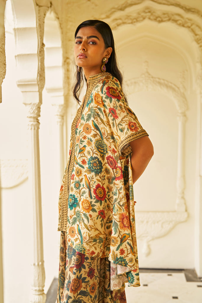 DORI EMBROIDERED PRINTED TOP dash and dot