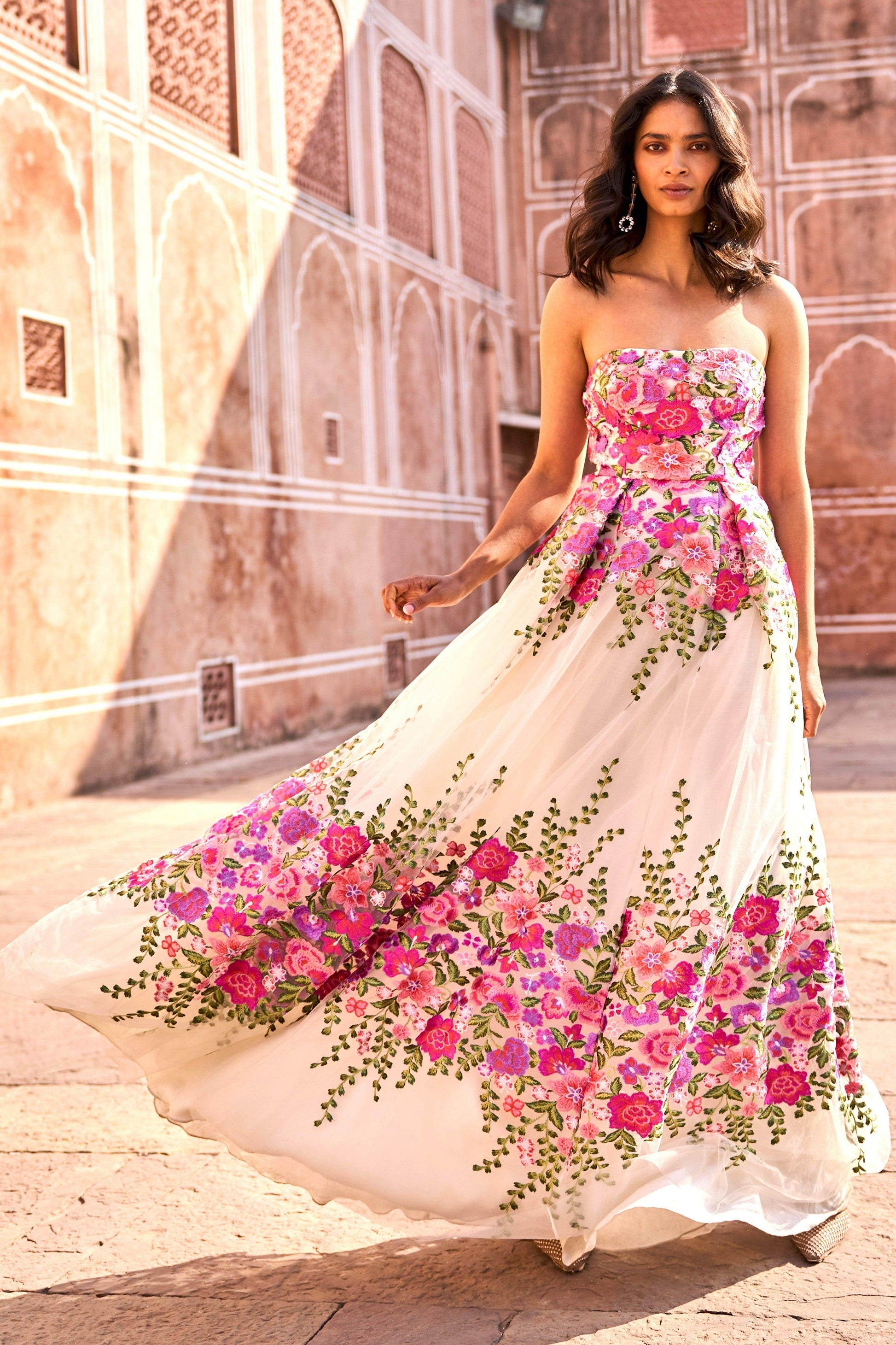 3D FLORAL GOWN - dash and dot