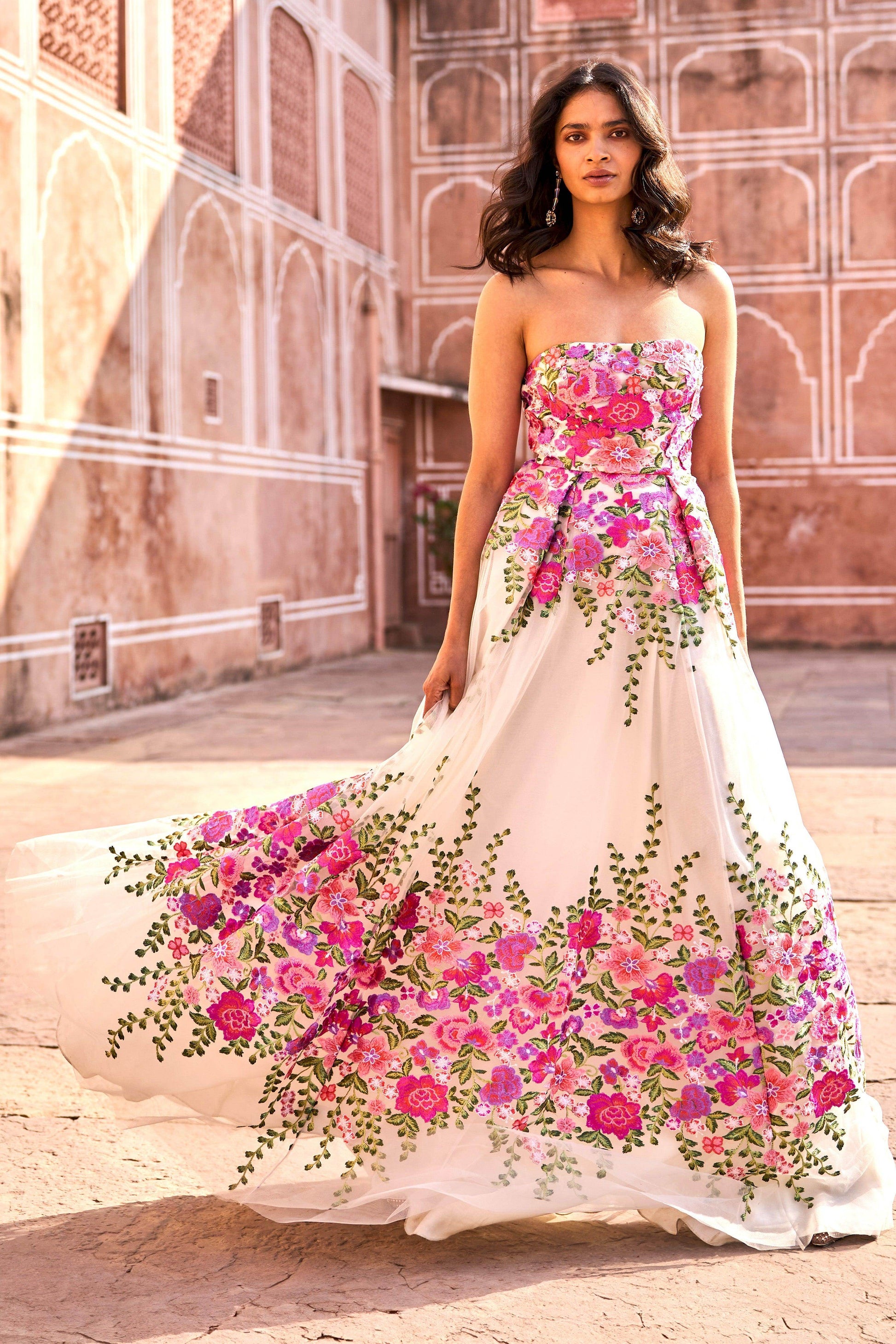 3D FLORAL GOWN - dash and dot