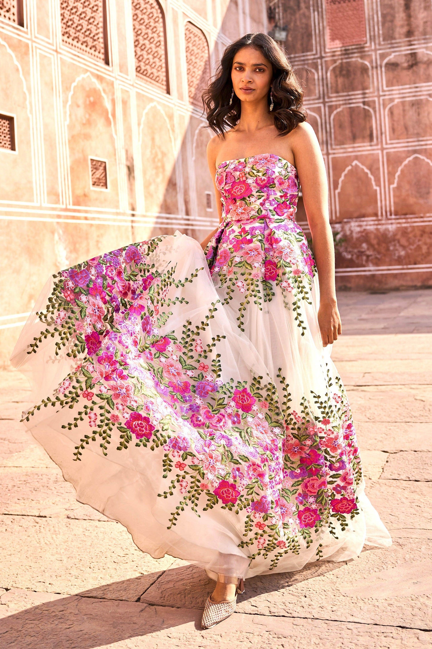 3D FLORAL GOWN - dash and dot