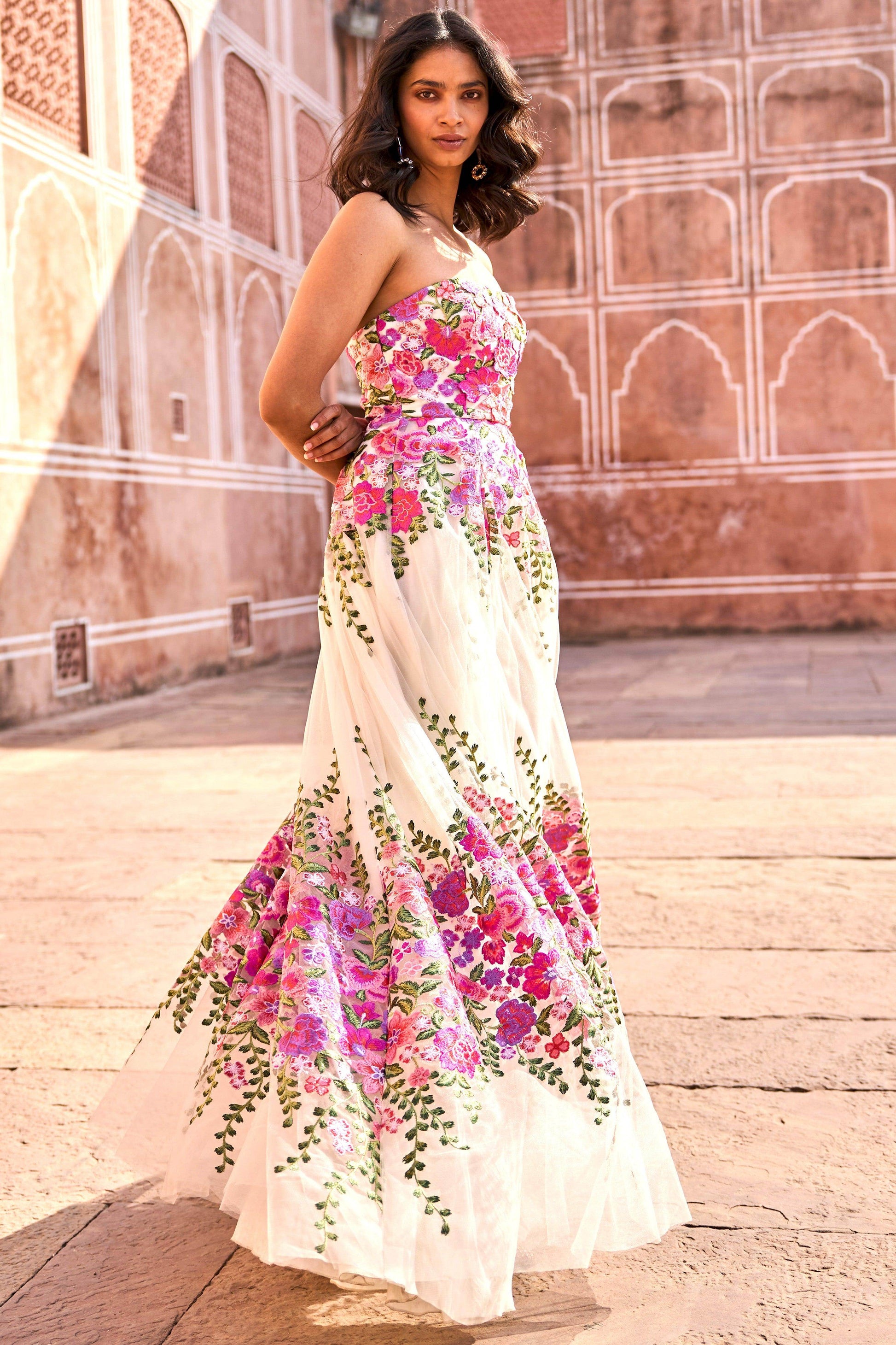 3D FLORAL GOWN - dash and dot