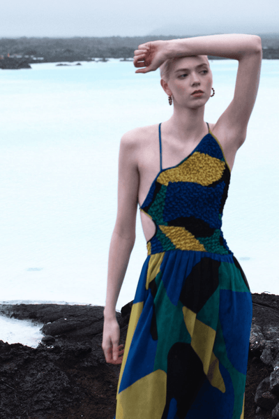 ABSTRACT RUCHED CUTOUT DRESS - dash and dot