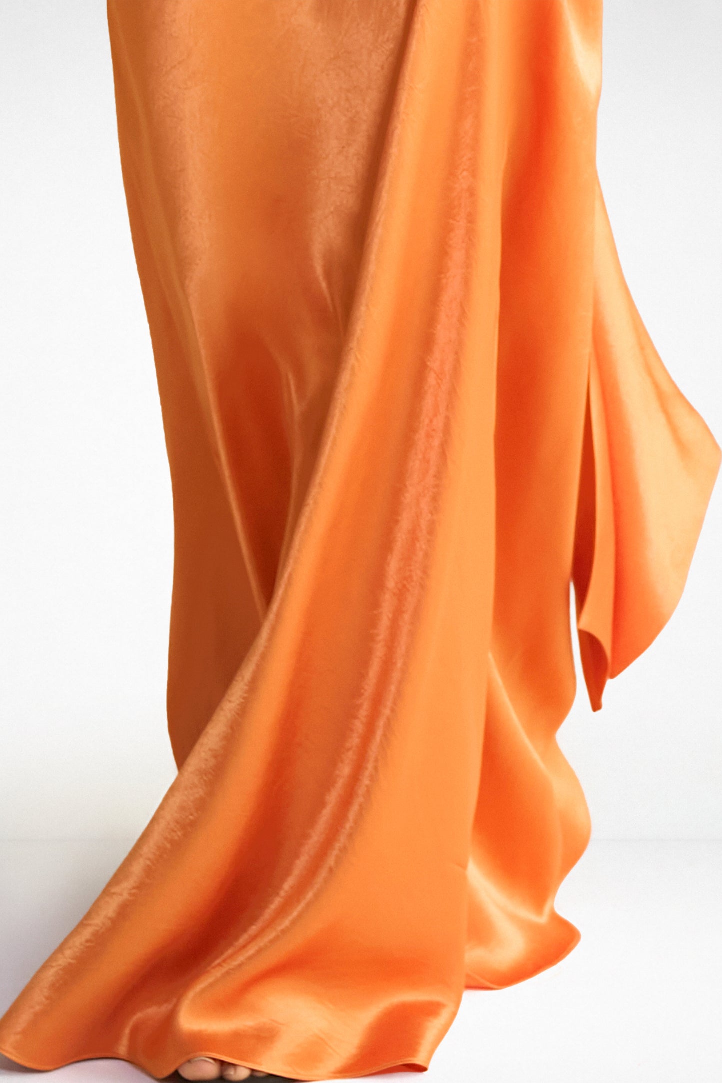 BACK KNOT HALTER SATIN MAXI