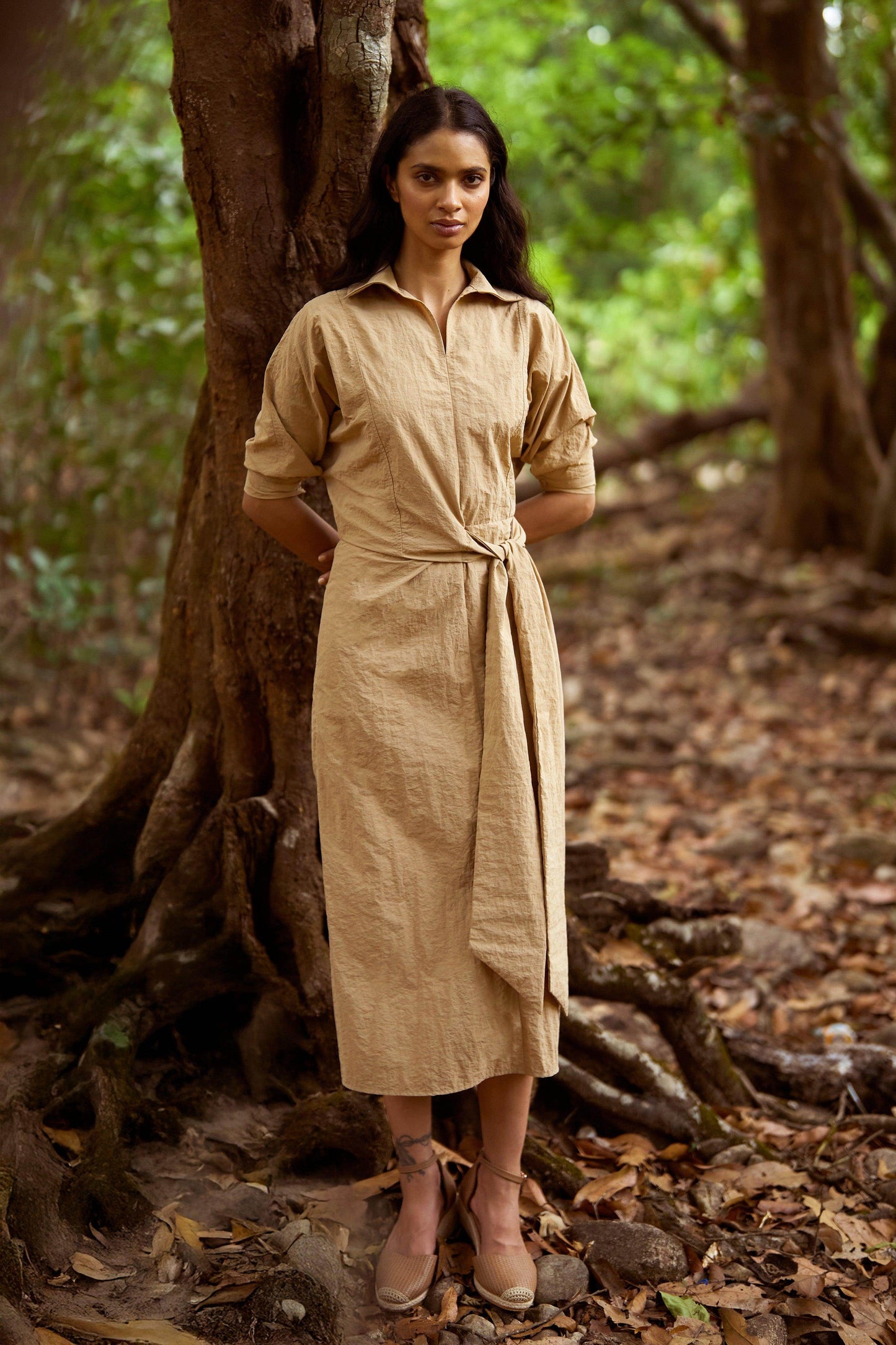 SIDE TIE MIDI - dash and dot