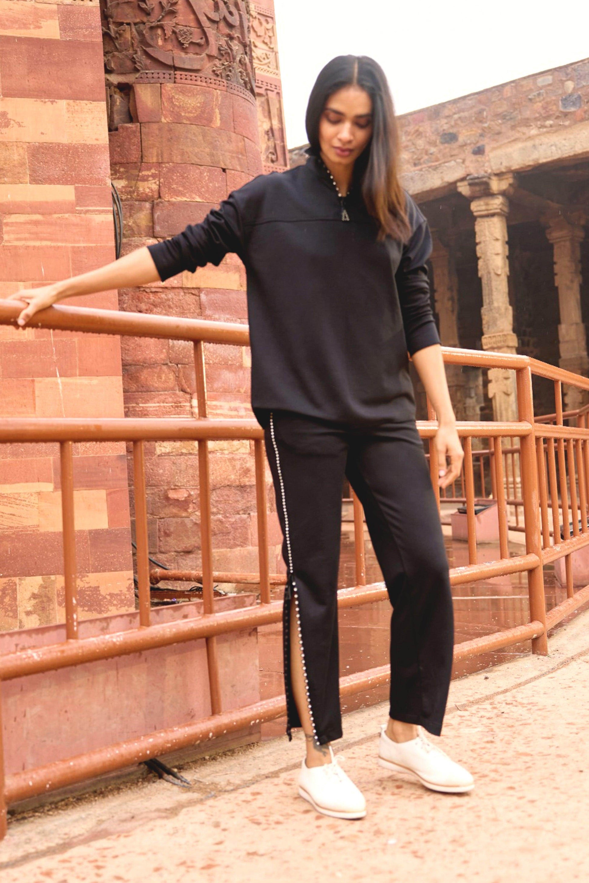 CRYSTAL ZIP JOGGER SET - dash and dot