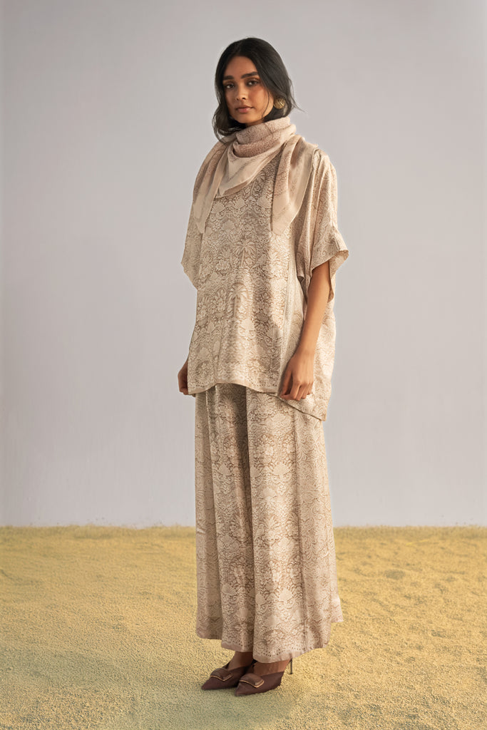 LACE PRINTED WIDE-LEGGED PANT SET dash and dot