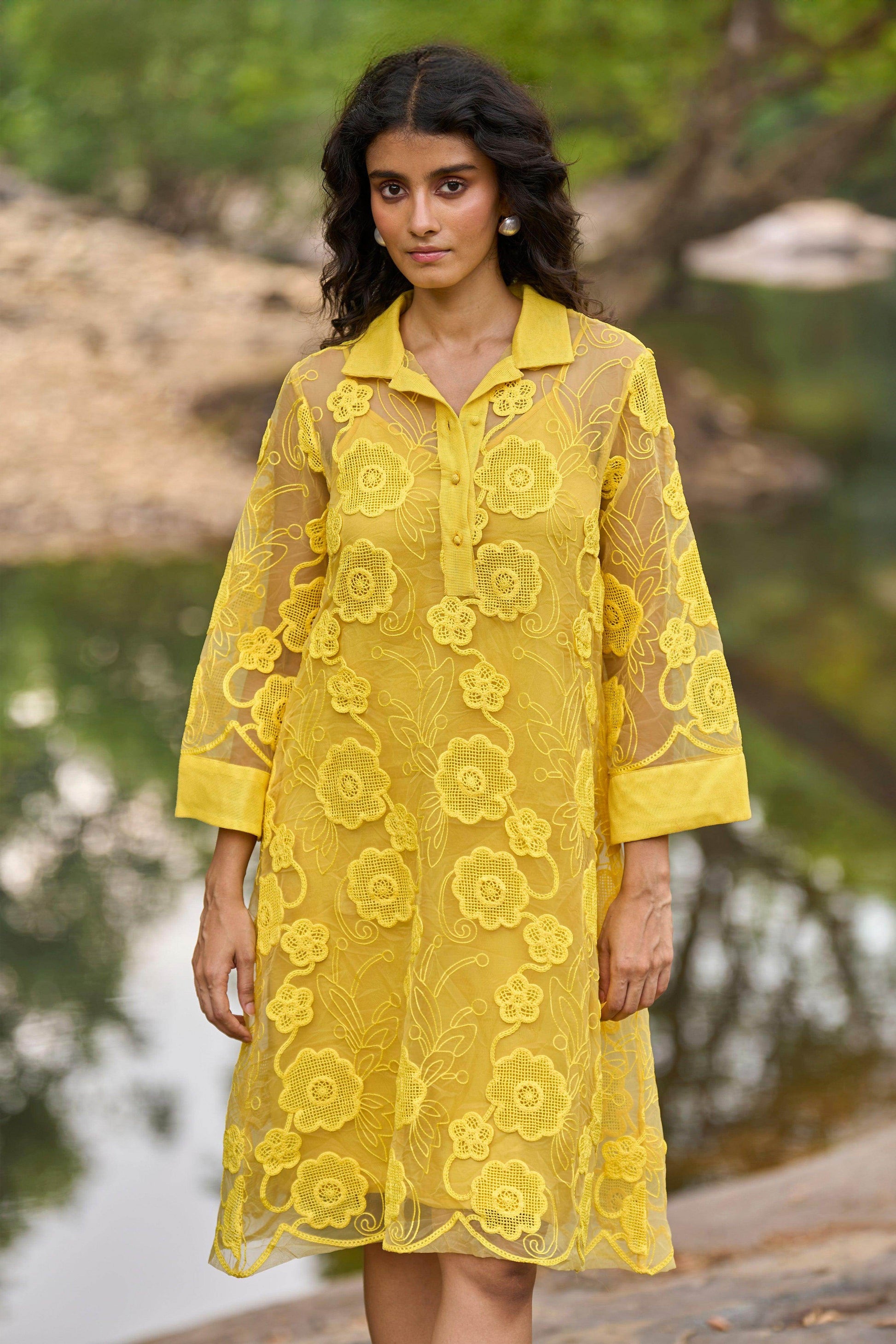 YELLOW LACE DRESS - dash and dot