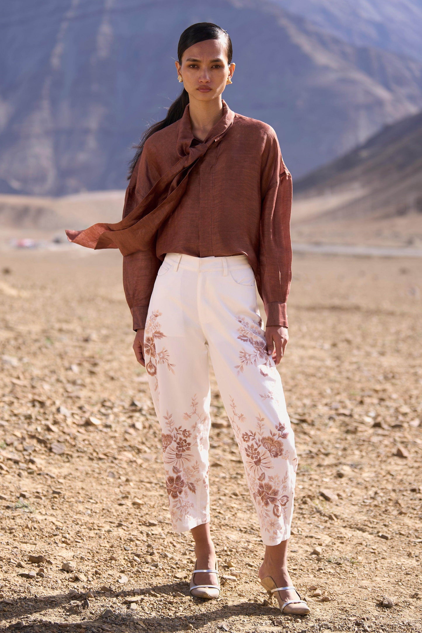 EMBROIDERED BARREL PANT - dash and dot