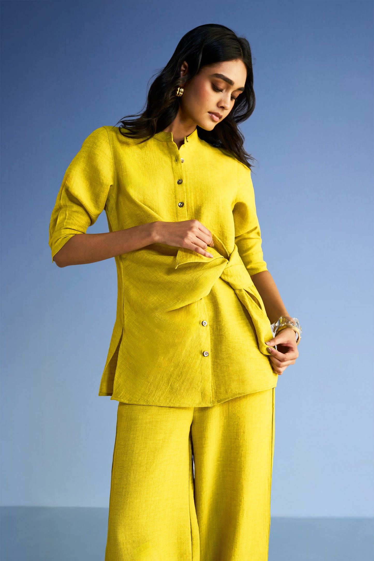 PLEATED LINEN-TEXTURED PANT