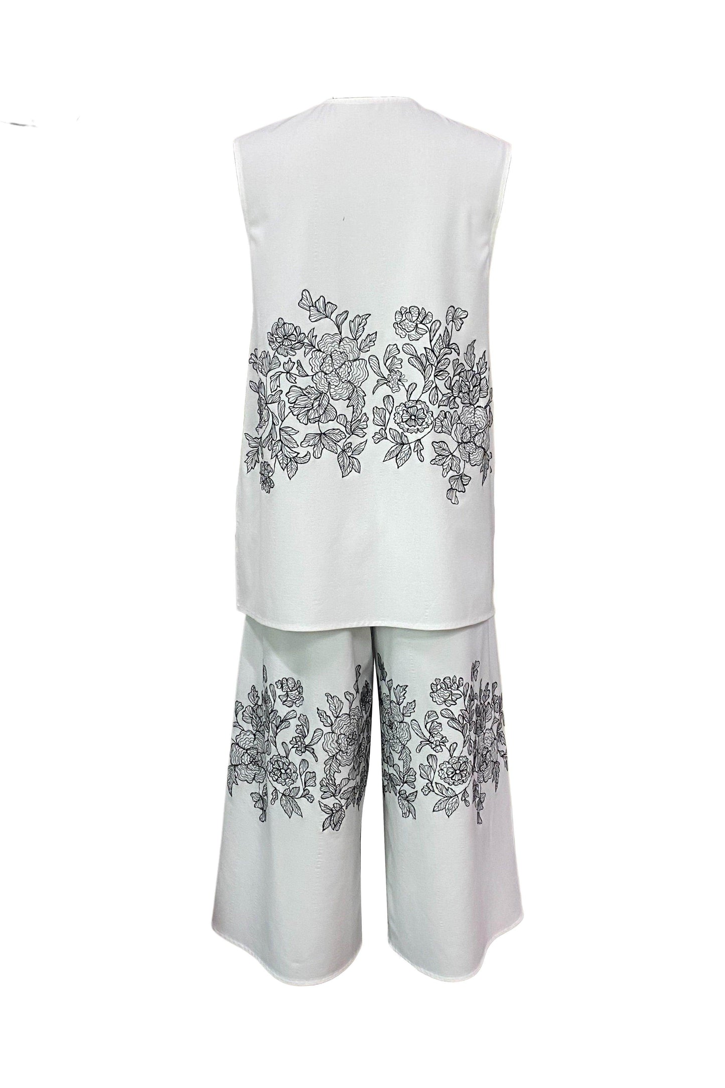 SLEEVELESS PLACEMENT EMBROIDERED SET - dash and dot