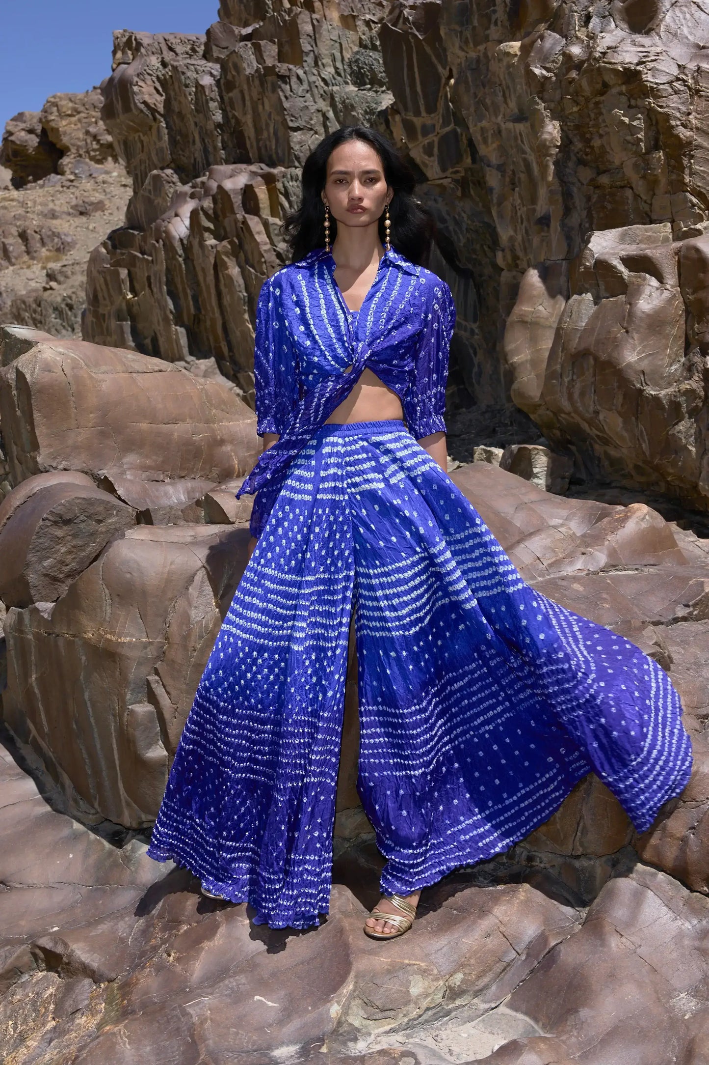 BANDHANI TOP & FLARED PANT