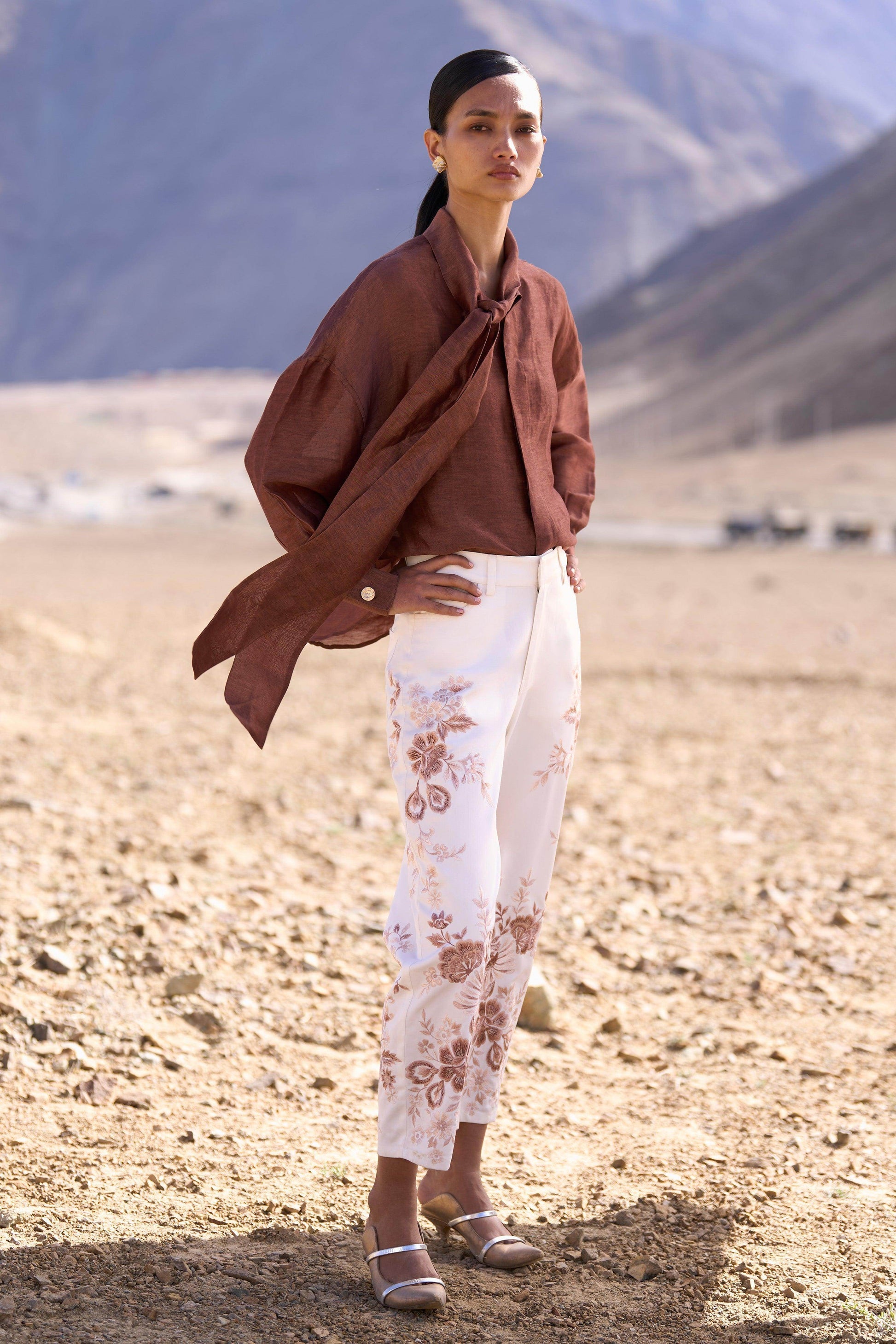 EMBROIDERED BARREL PANT - dash and dot