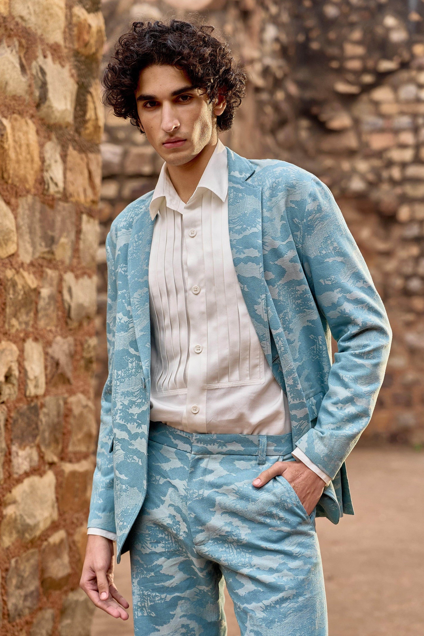 INDIGO JACQUARD BLAZER - dash and dot