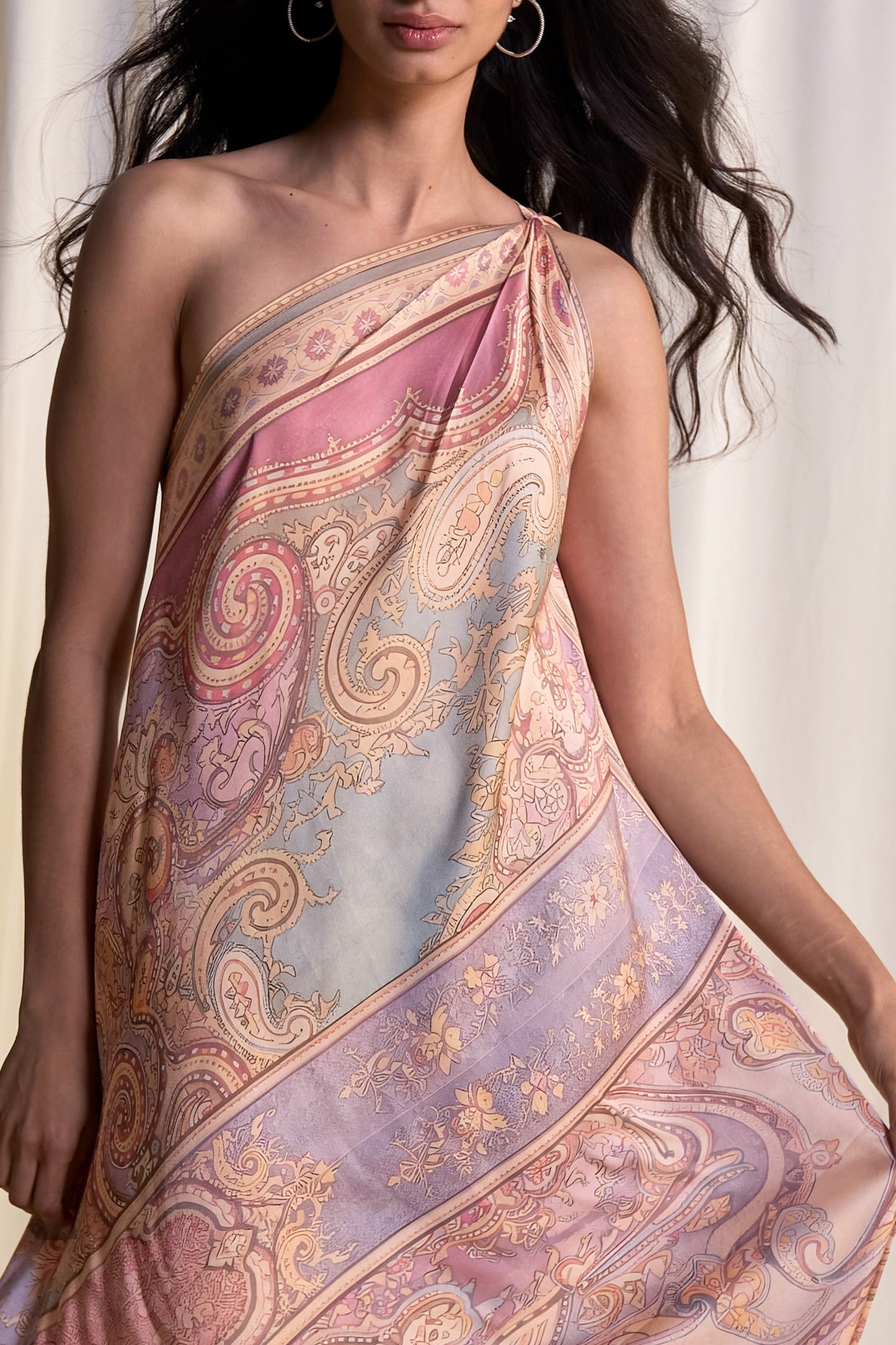 ONE-SHOULDER SCARF PRINT MAXI