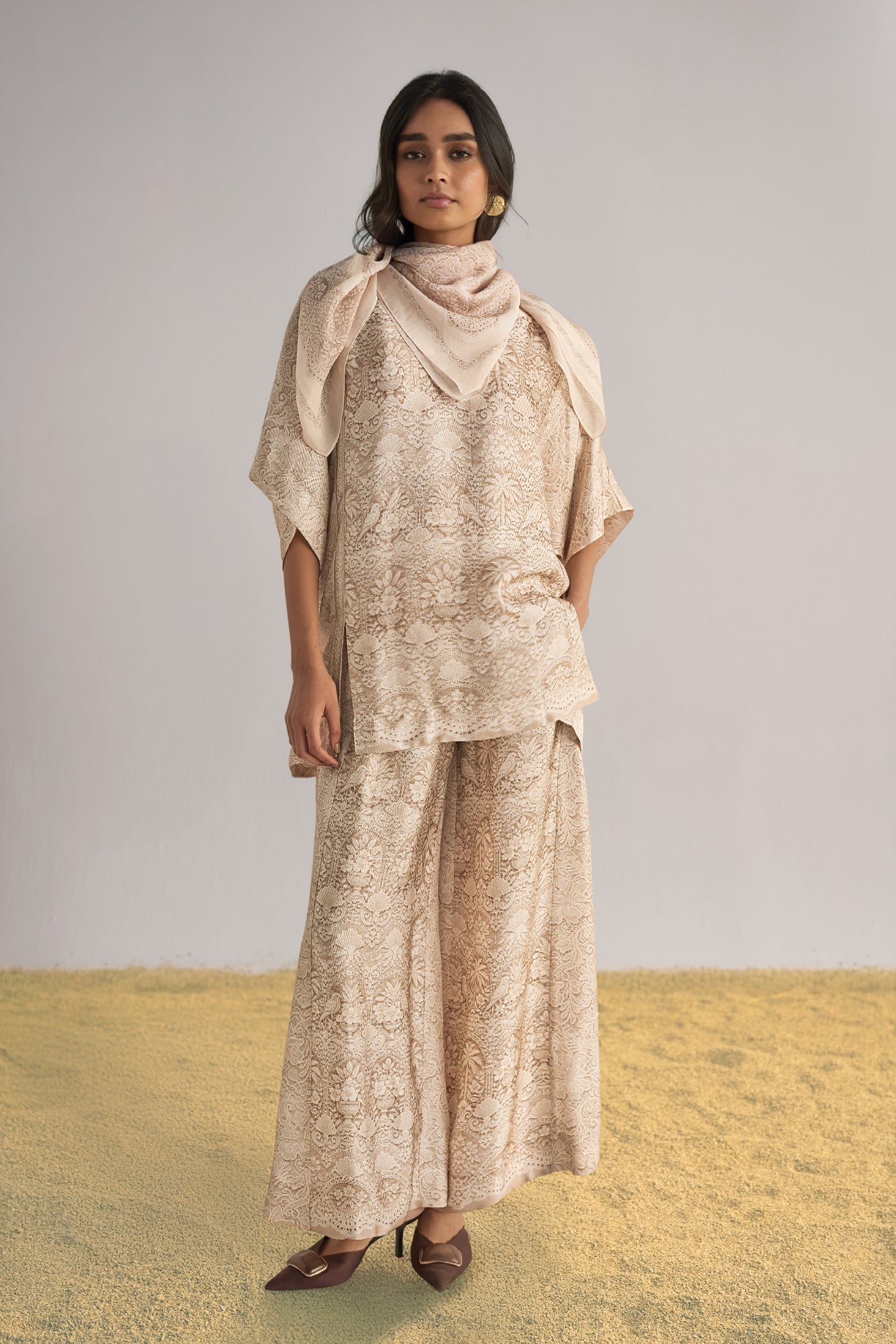 LACE PRINTED BOXY TOP & SCARF