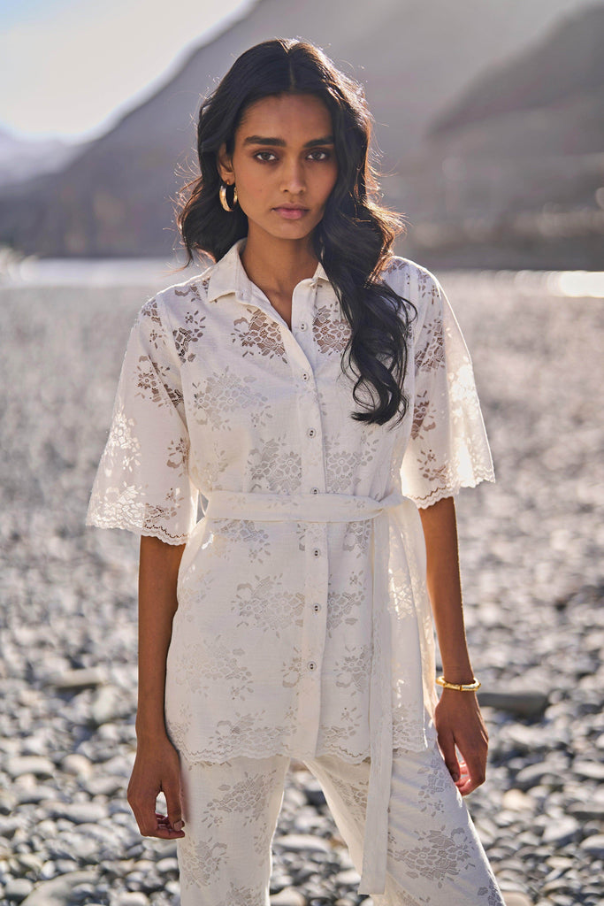 SCALLOPED LACE TOP - dash and dot dash and dot