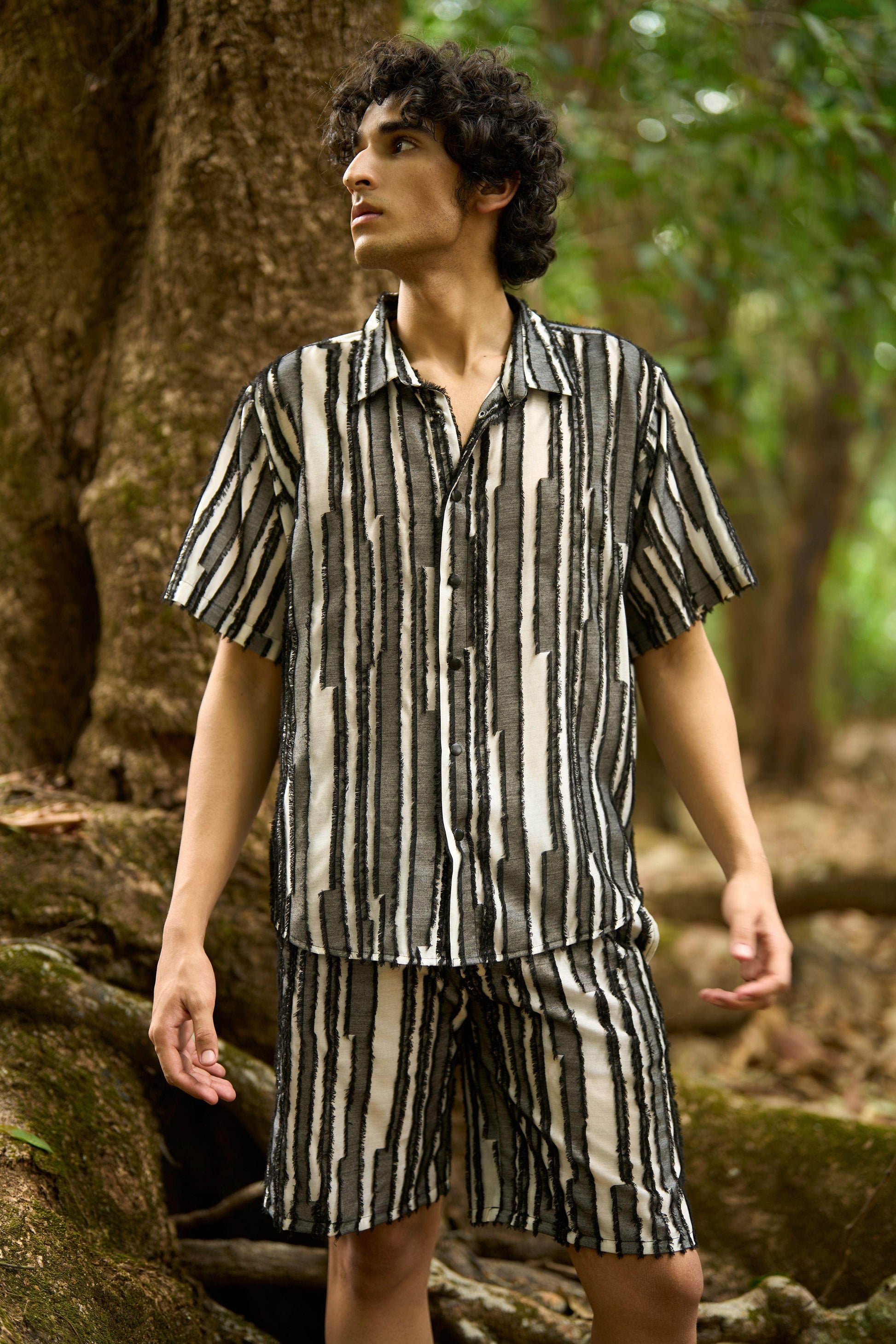 TEXTURED STRIPE SET - dash and dot