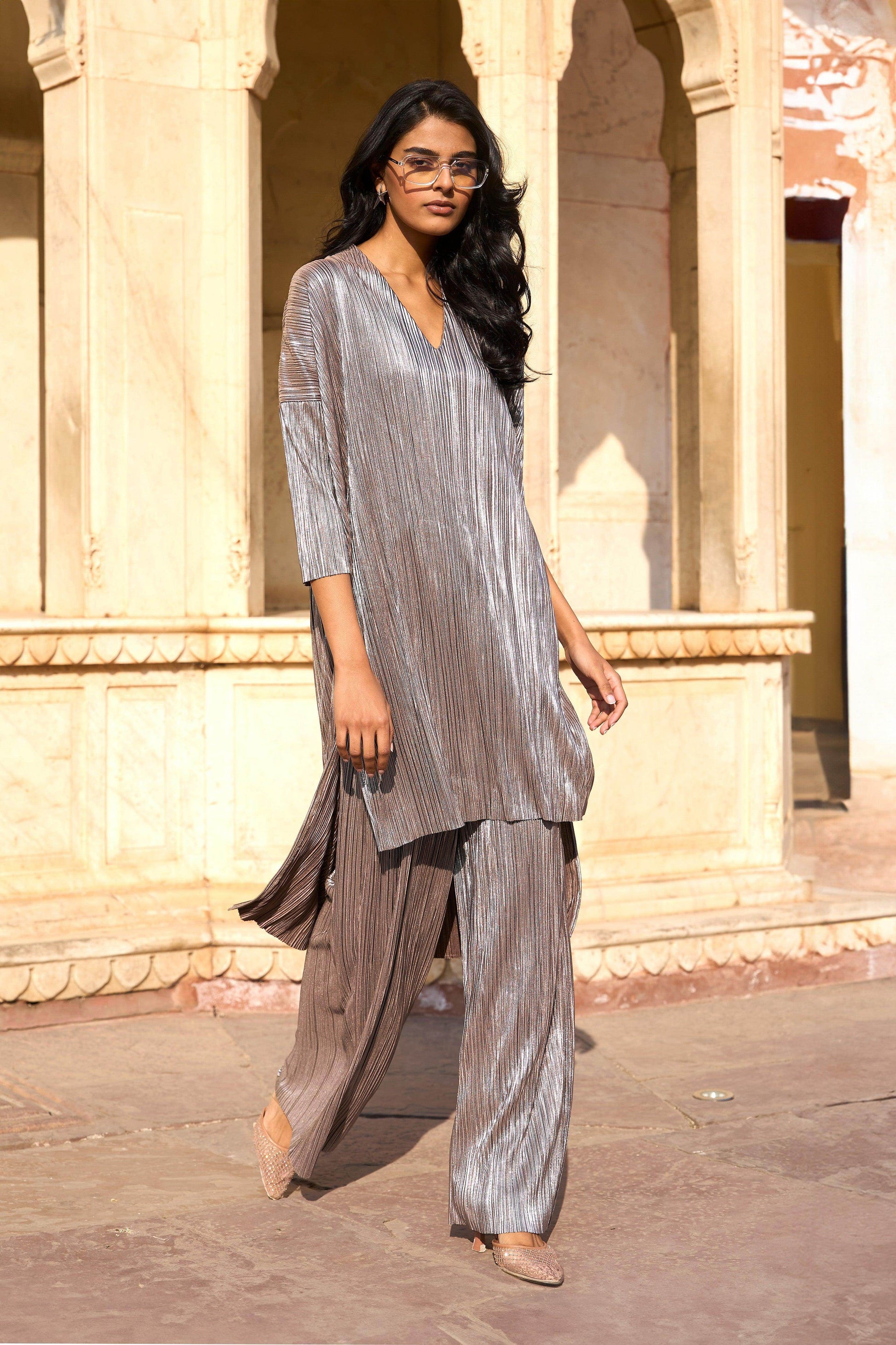 PLEATED LAMÉ SET - dash and dot