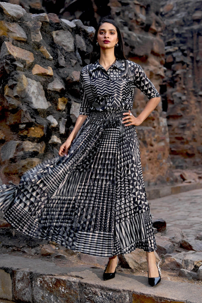 TRIBAL SHIMMER PLEATED SKIRT - dash and dot dash and dot