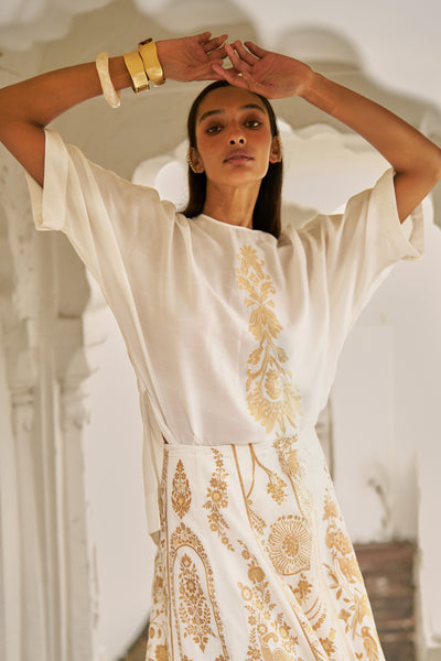 EMBROIDERED MOTIF BOXY SHIRT