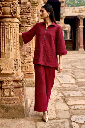 TEXTURED KNIT PANT - dash and dot