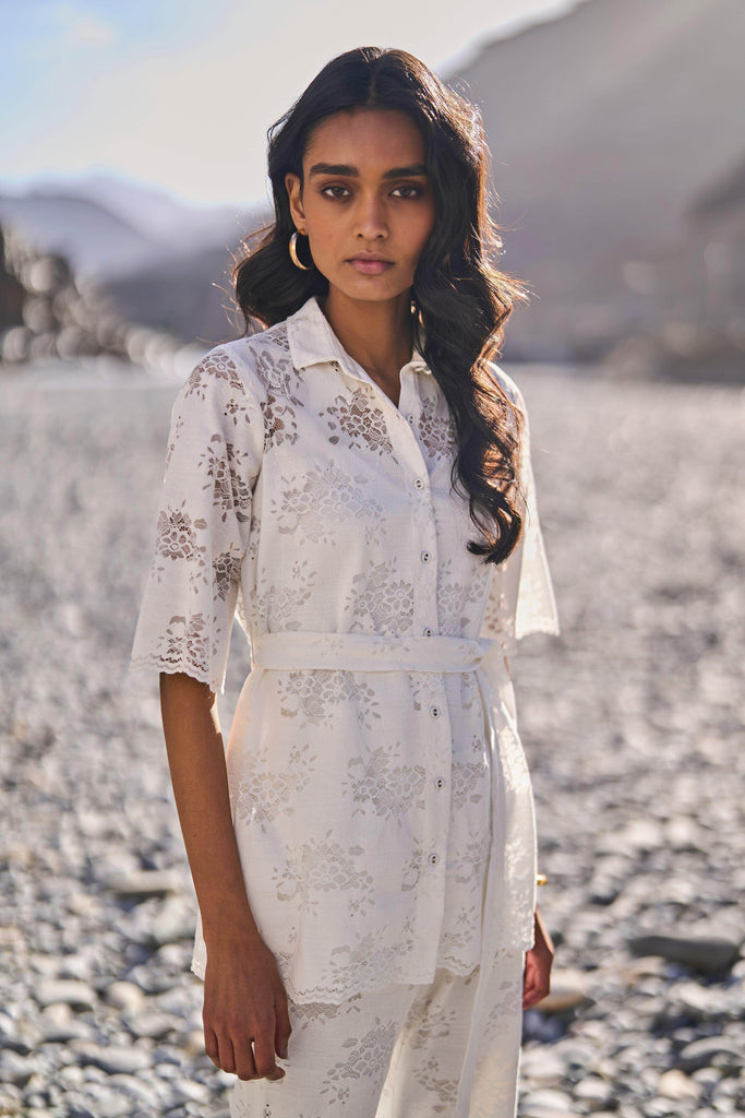 SCALLOPED LACE TOP - dash and dot dash and dot