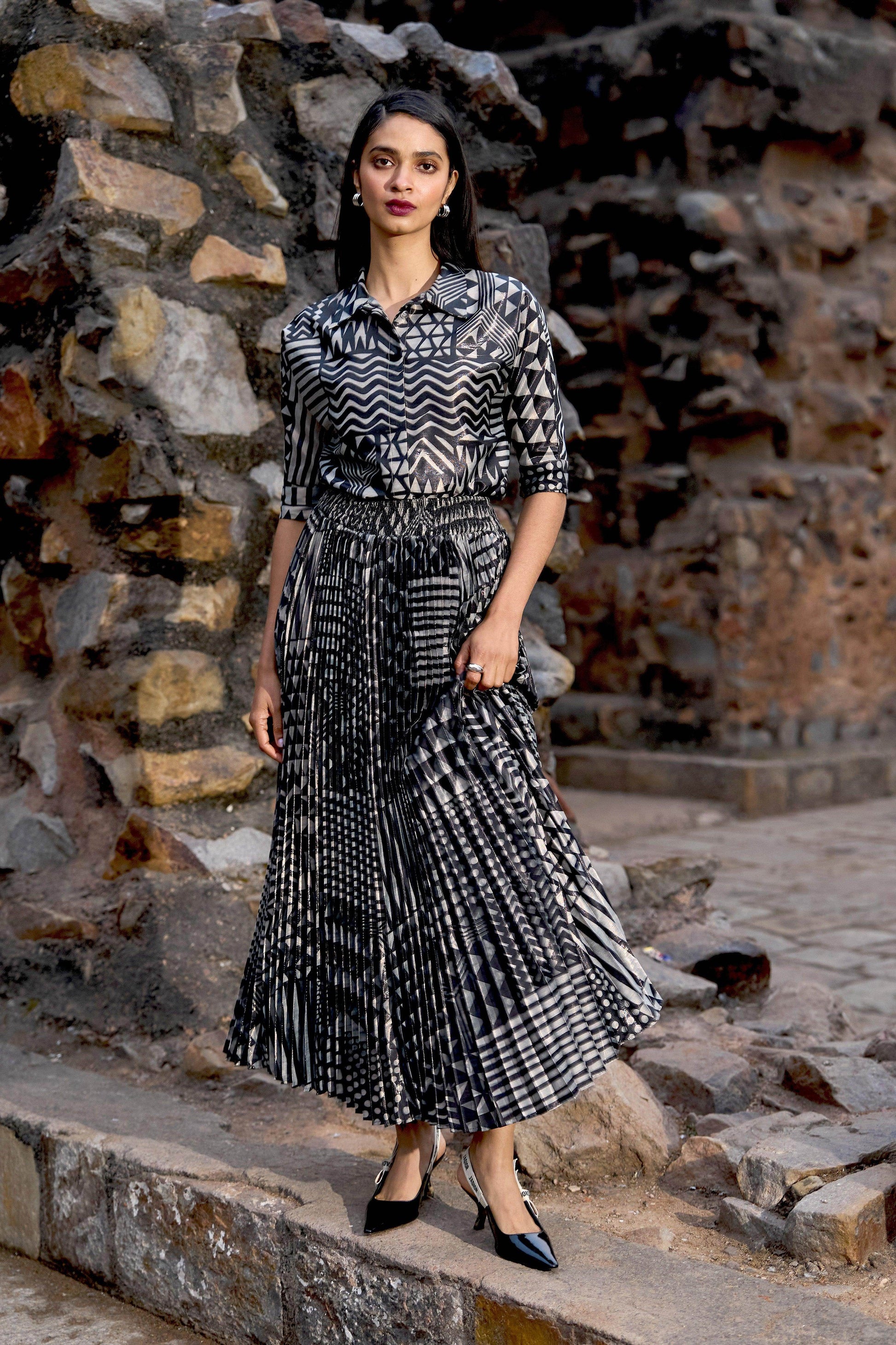 TRIBAL SHIMMER PLEATED SKIRT - dash and dot