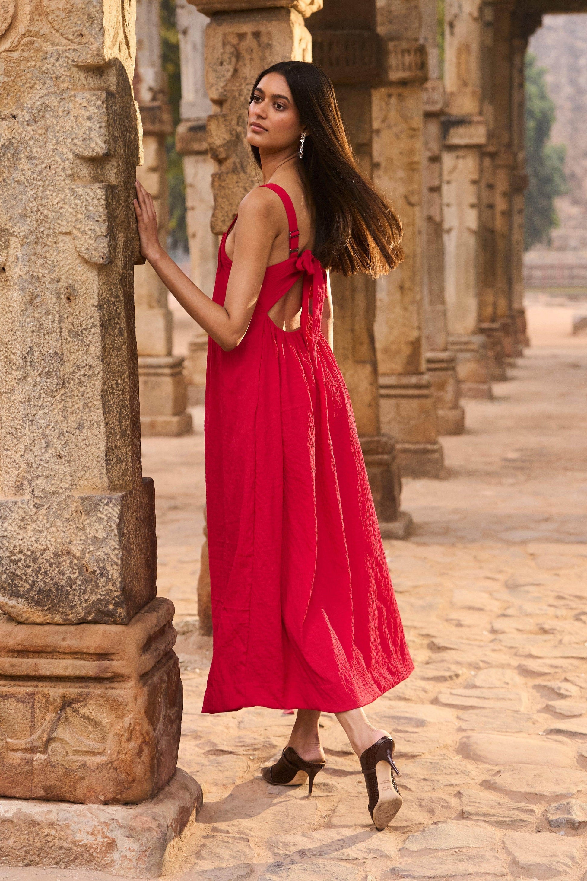 RED TEXTURED MIDI - dash and dot