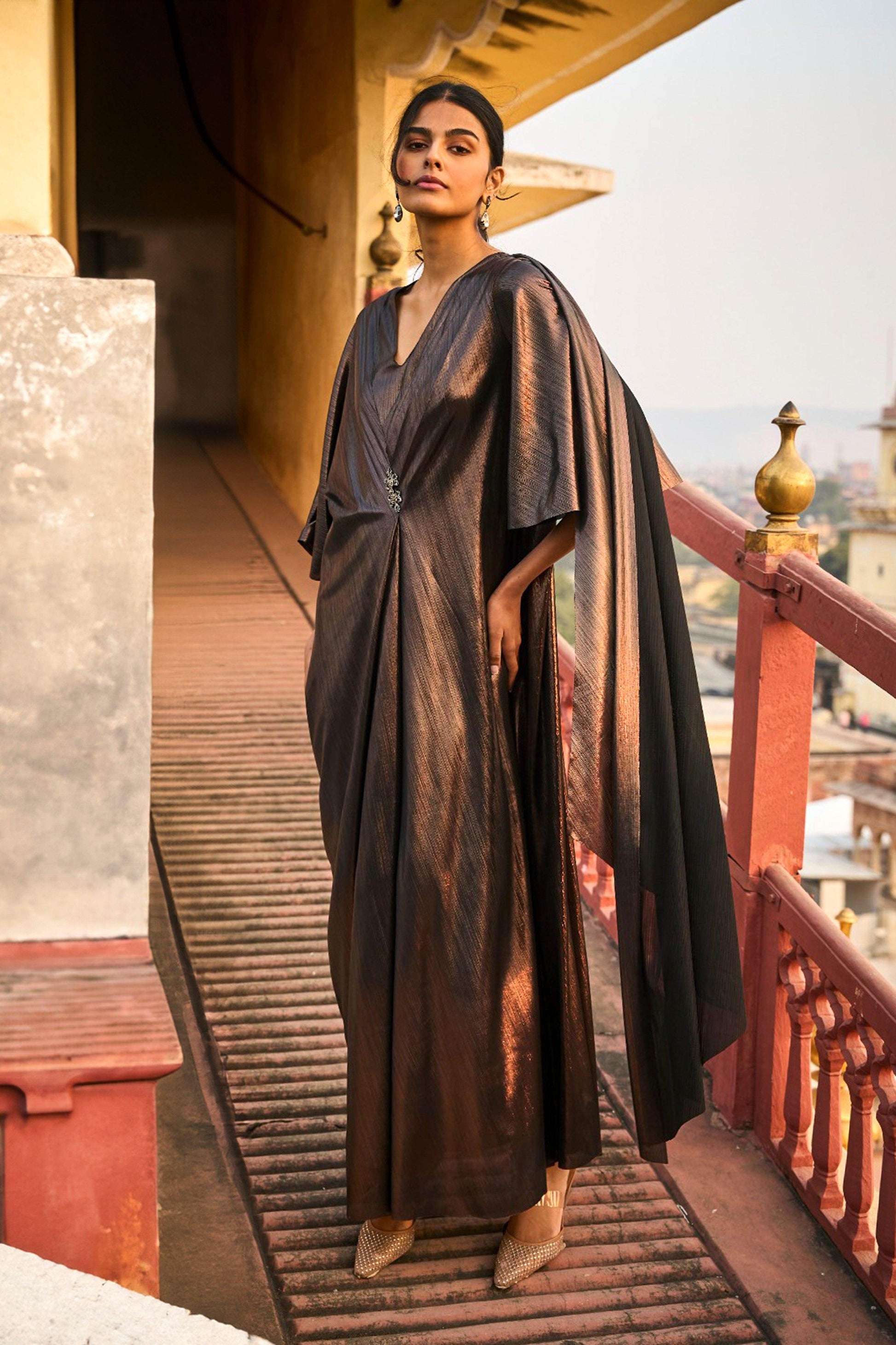 SARI DRAPE KAFTAN - dash and dot