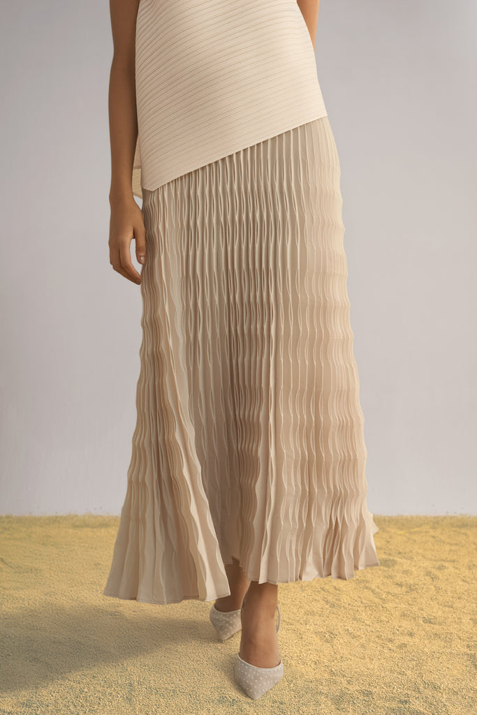 IRREGULAR PLEATED MAXI SKIRT dash and dot