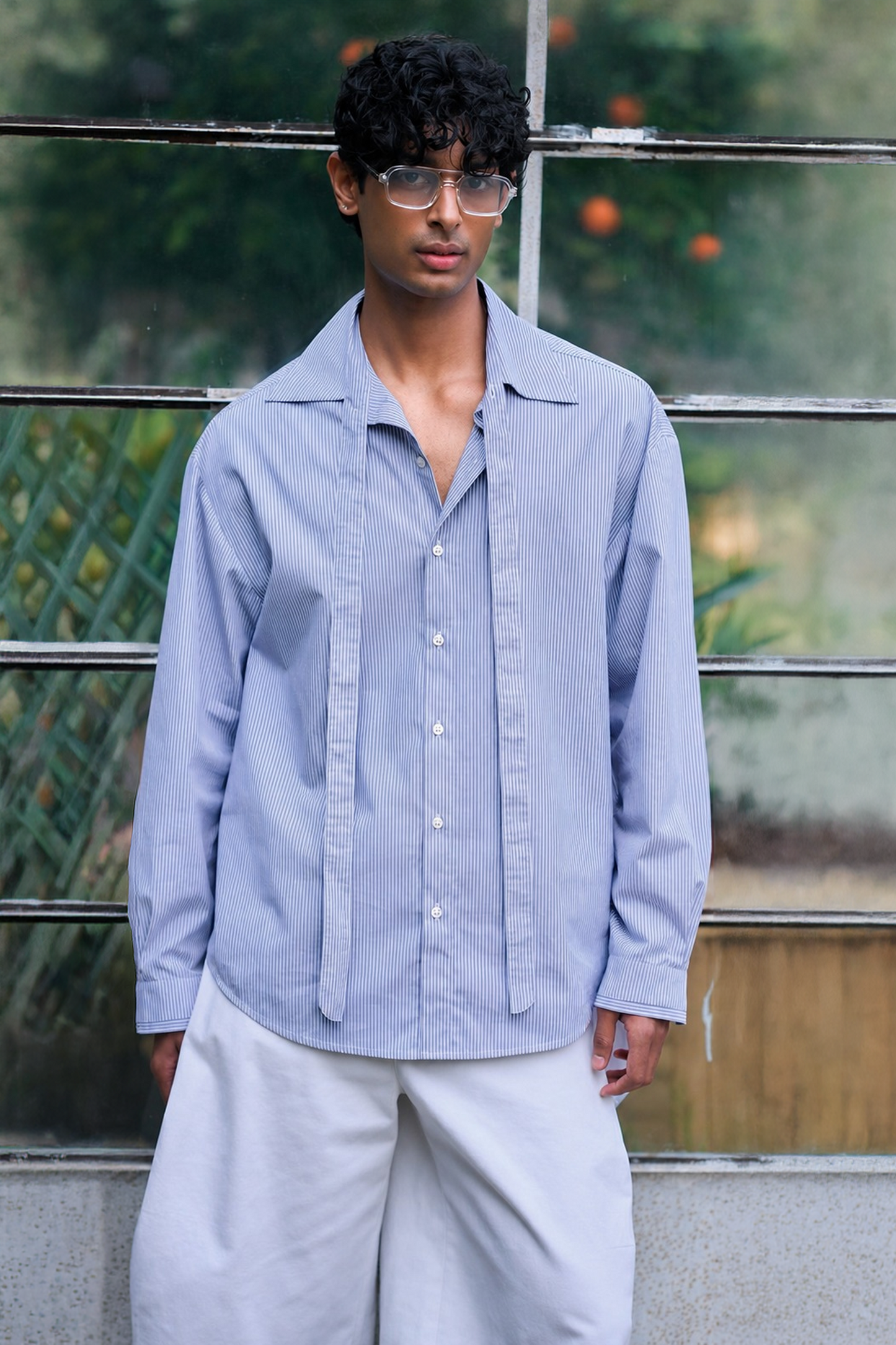 NECK TIE PINSTRIPE SHIRT