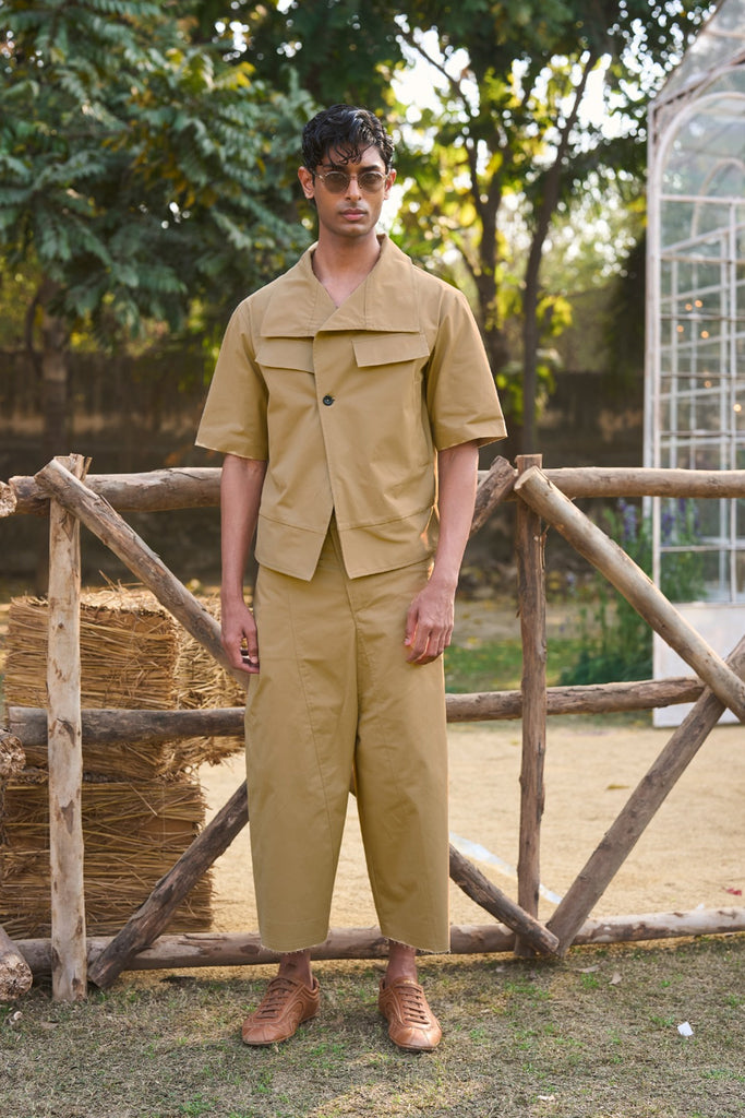 ARCHITECTURAL COLLAR POPLIN SHIRT & ASYMMETRIC PANELLED PANT dash and dot