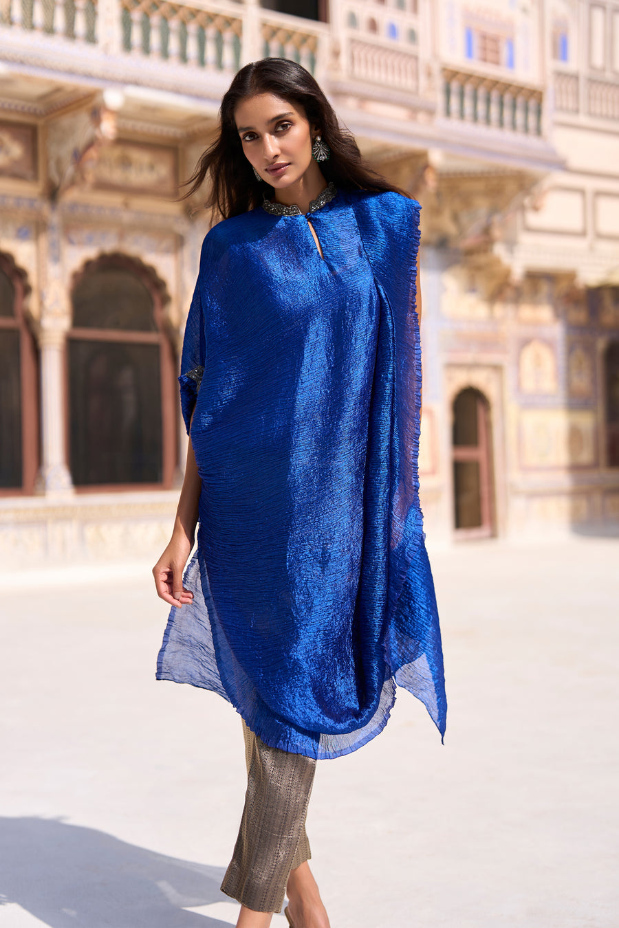 CRUSHED TISSUE SINGLE SLEEVE EMBROIDERED TOP & BENARES BROCADE PANT