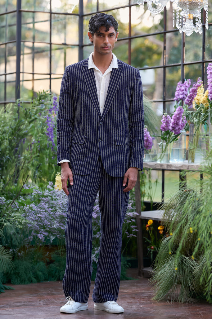 SEERSUCKER STRIPE SUIT dash and dot