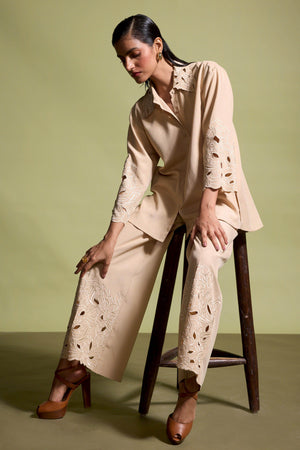 CUTWORK EMBROIDERED SET - dash and dot