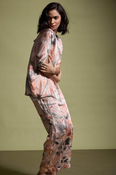 EARTHEN LEAF PRINT PANT - dash and dot