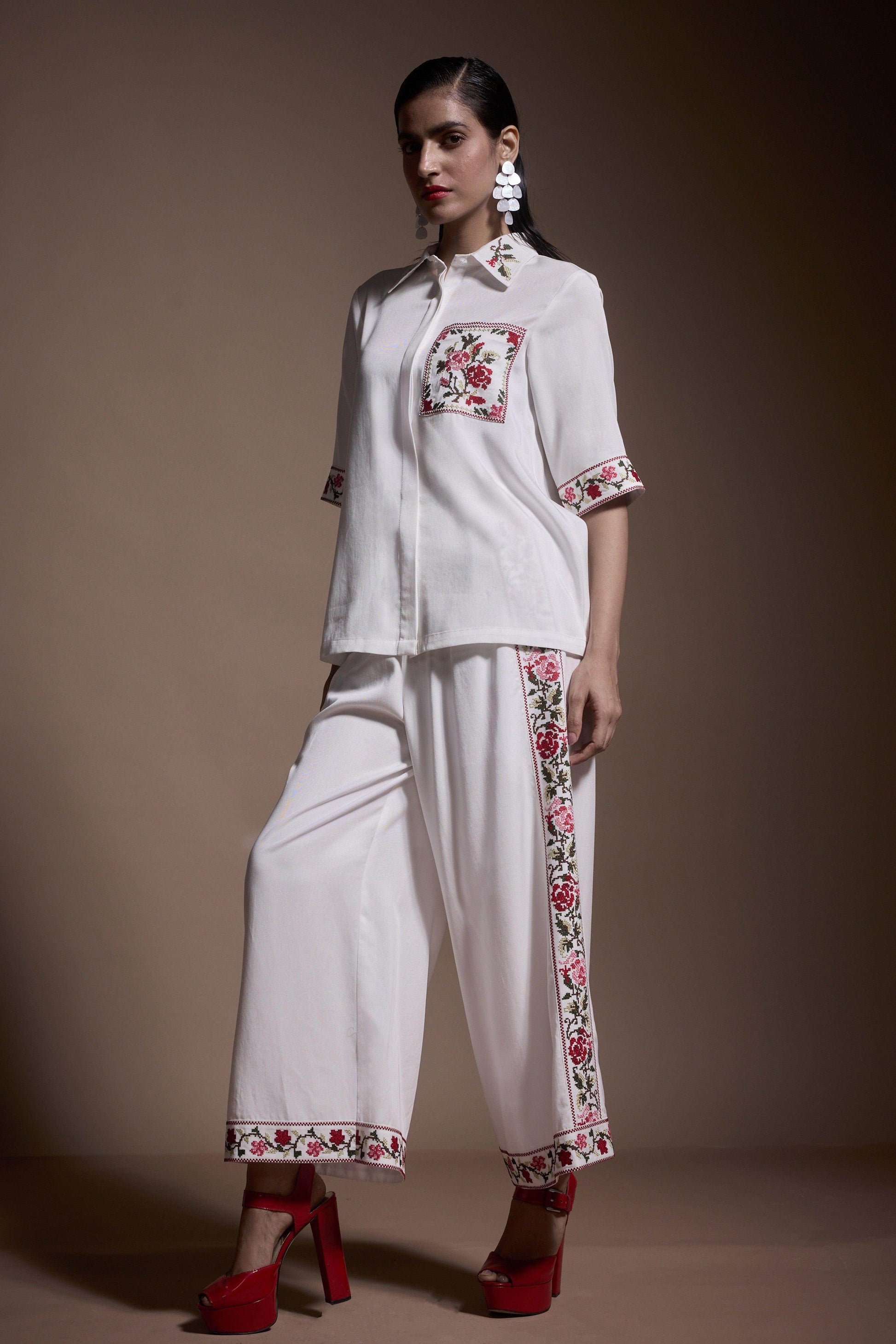 CROSS STITCH SET - dash and dot