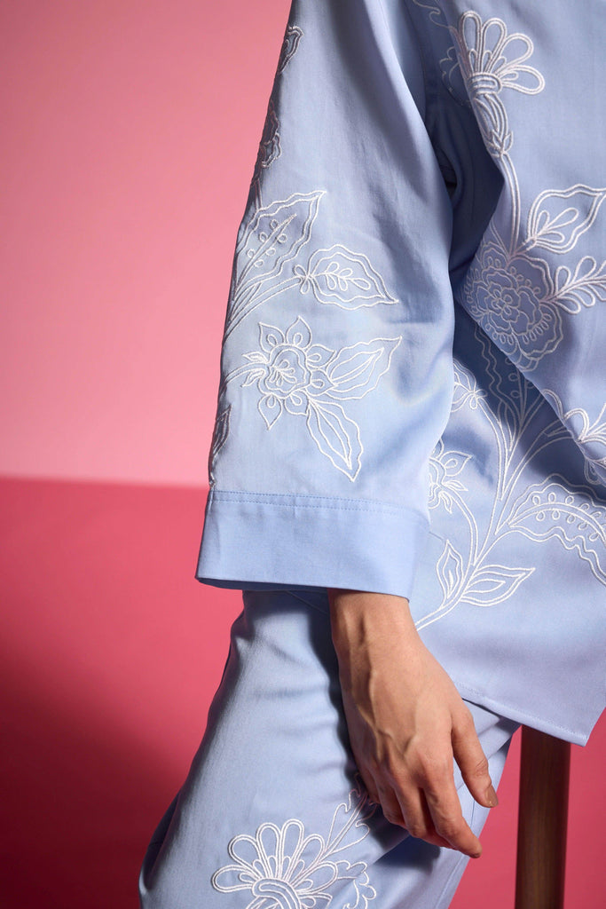 PLACEMENT EMBROIDERED SET - dash and dot dash and dot