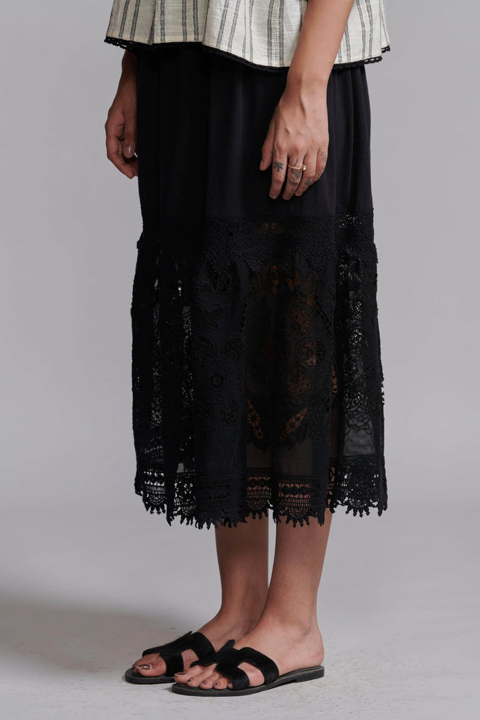 CUTWORK LACE SKIRT - dash and dot dash and dot