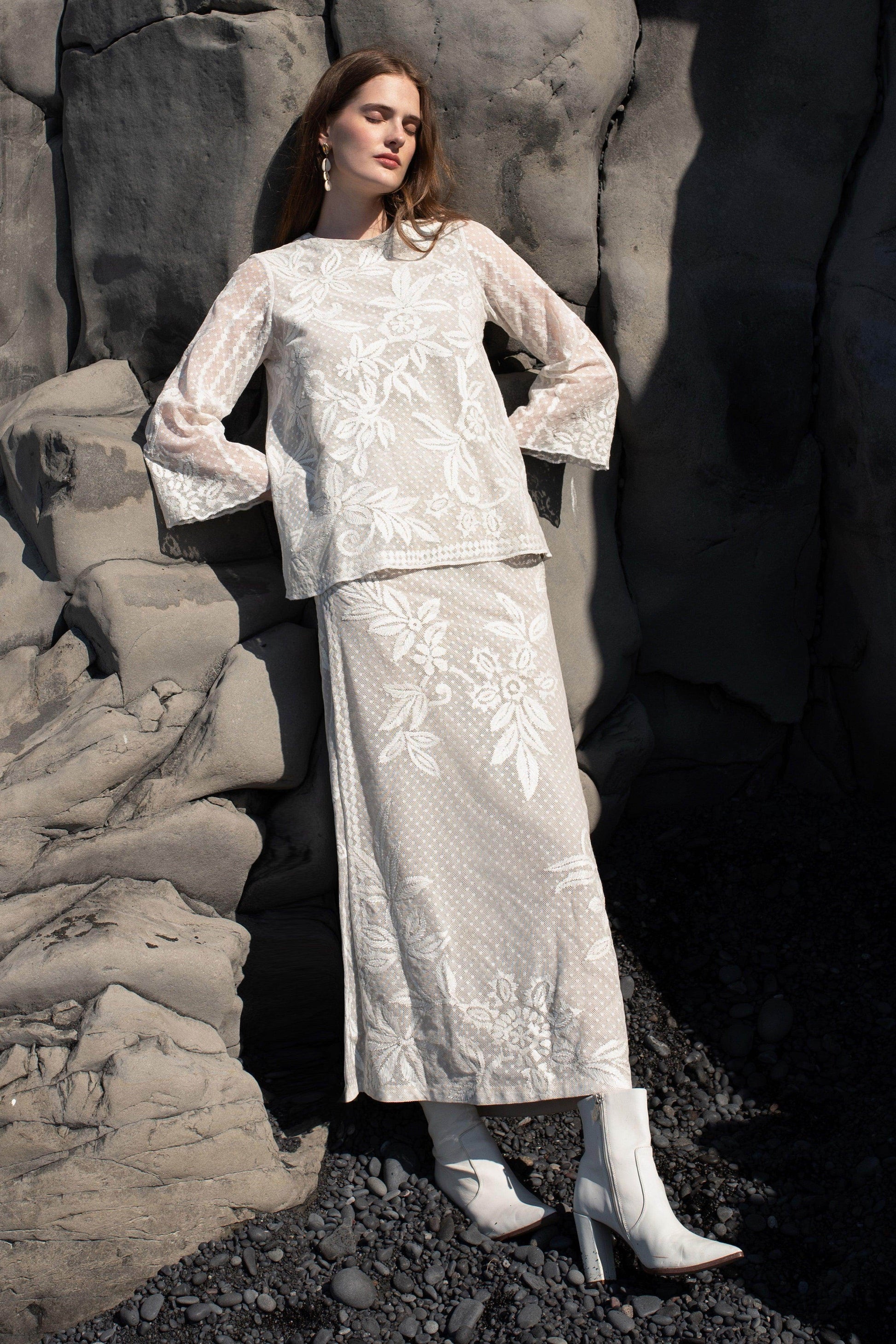 WHITE RIBBON EMBROIDERED SKIRT SET - dash and dot