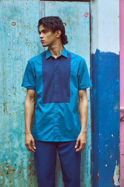 HALF SLEEVE PINTUCK BIB SHIRT - dash and dot